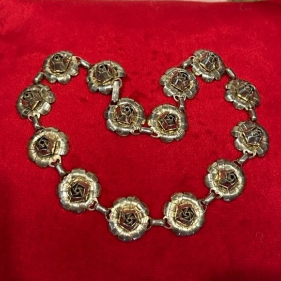 3-D Silver Metal Rose Flower Link Choker NECKLACE EARRINGS SET - Picture 7 of 11